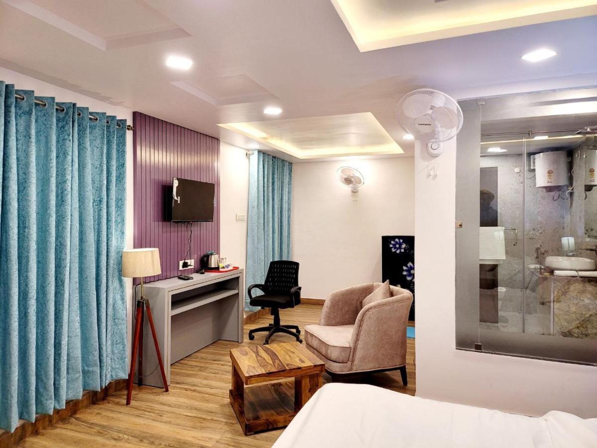 Solitude, The Boutique Hotel Халдвани Экстерьер фото
