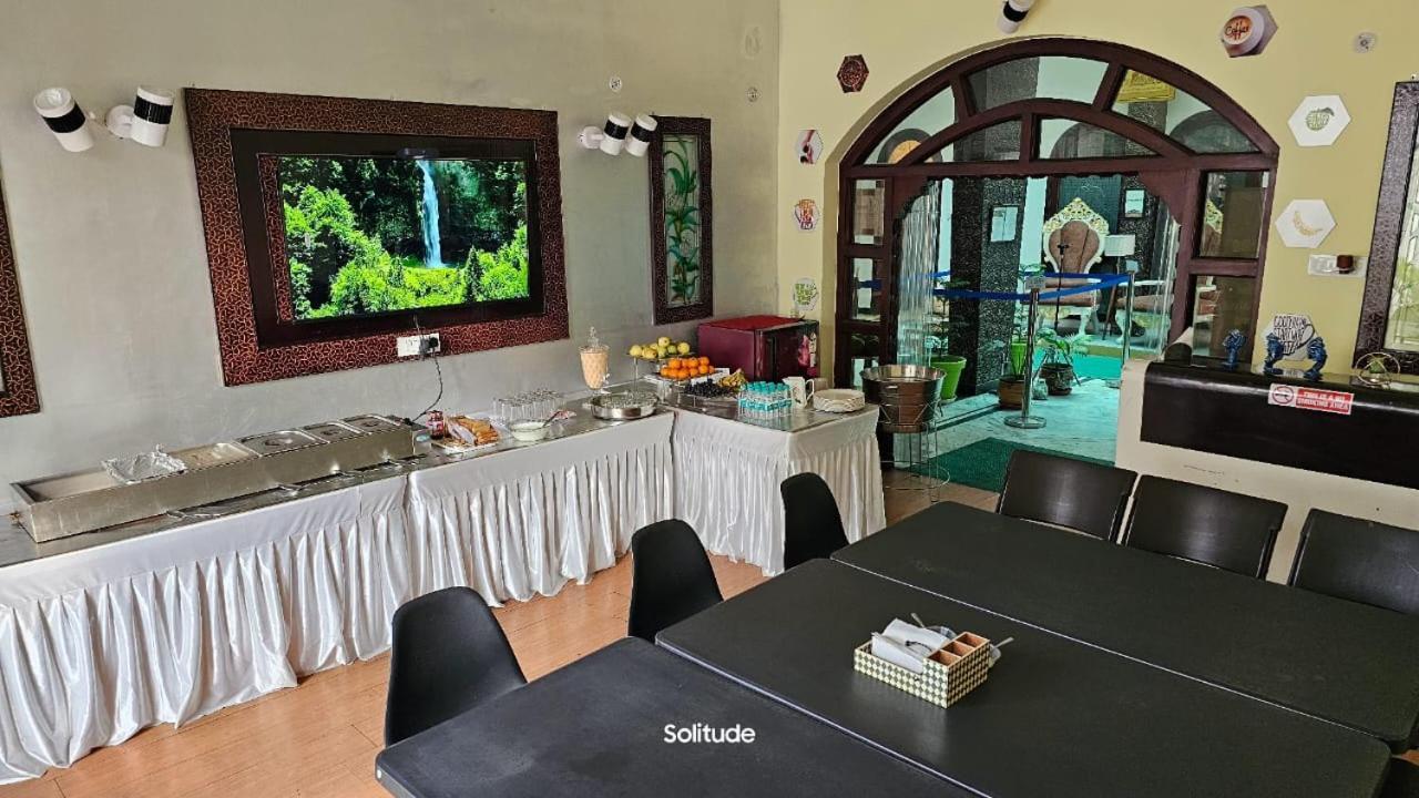 Solitude, The Boutique Hotel Халдвани Экстерьер фото